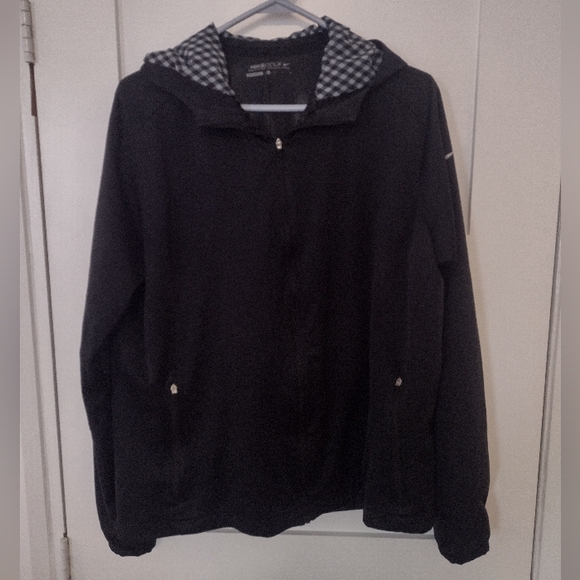 Women's Nike Golf Jacket - Picture 2 of 6